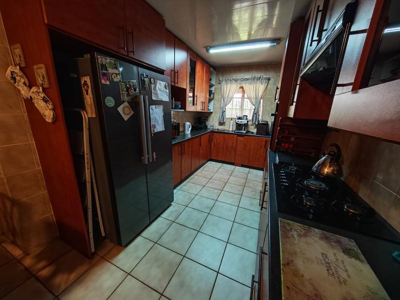 4 Bedroom Property for Sale in Vaalpark Free State